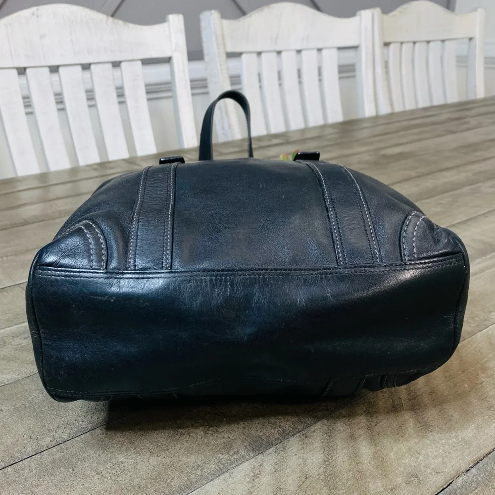 Coach Hampton Vintage Black Smooth Leather Tote Shoulder Bag - Picture 4 of 13